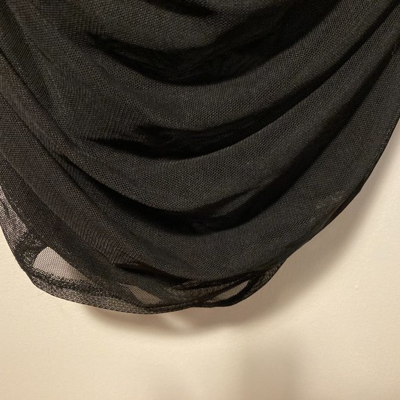 Black Textured Body Con Dress - Picture 4 of 12